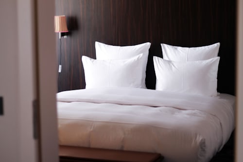 Bed Sheets & Linen Products